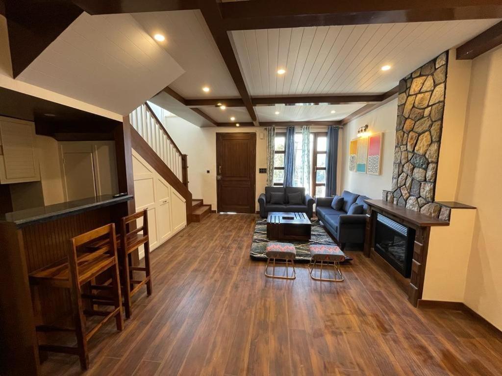 The Sky House Villa Мусори Екстериор снимка